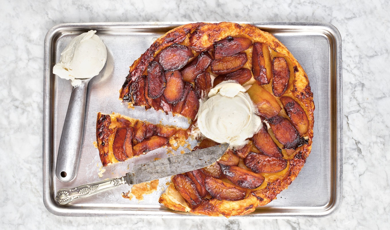 Simple Vegan Apple Tarte Tartin