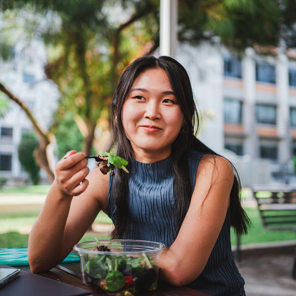 These Easy, Healthy Vegan Meals Are Perfect for College Dorm Cooking